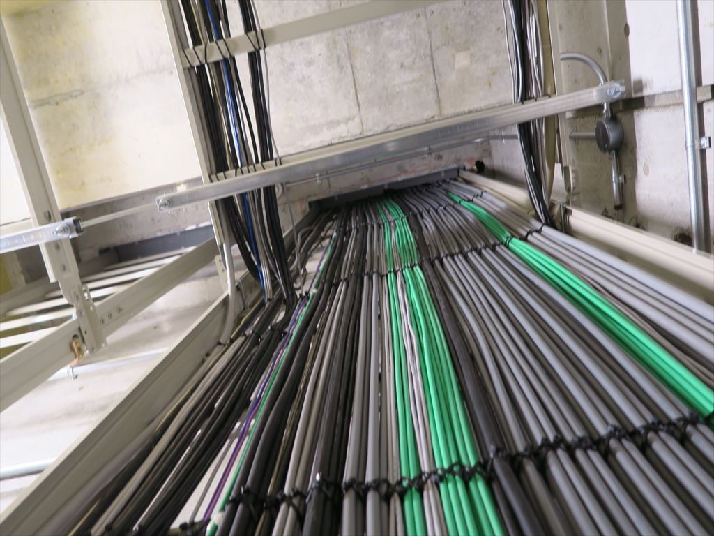 新宿で電気工事、電気通信工事の求人お探しなら